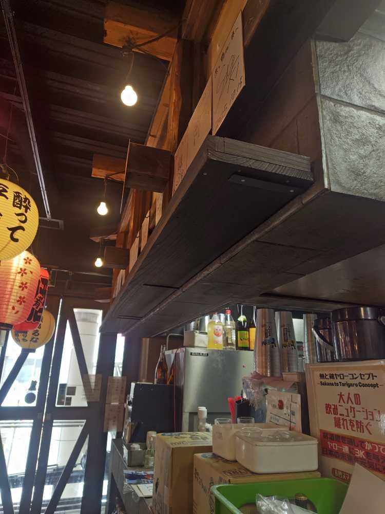 居酒屋 柏店の新規棚取り付け